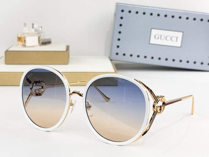 Picture of Gucci Sunglasses _SKUfw79721628fw